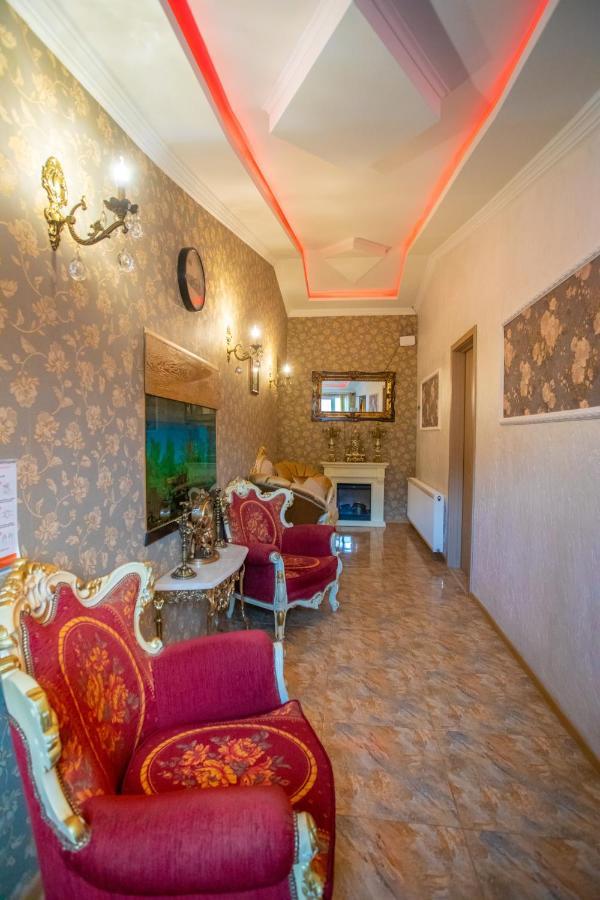 Hotel Mkudro Kutaisi Exteriör bild