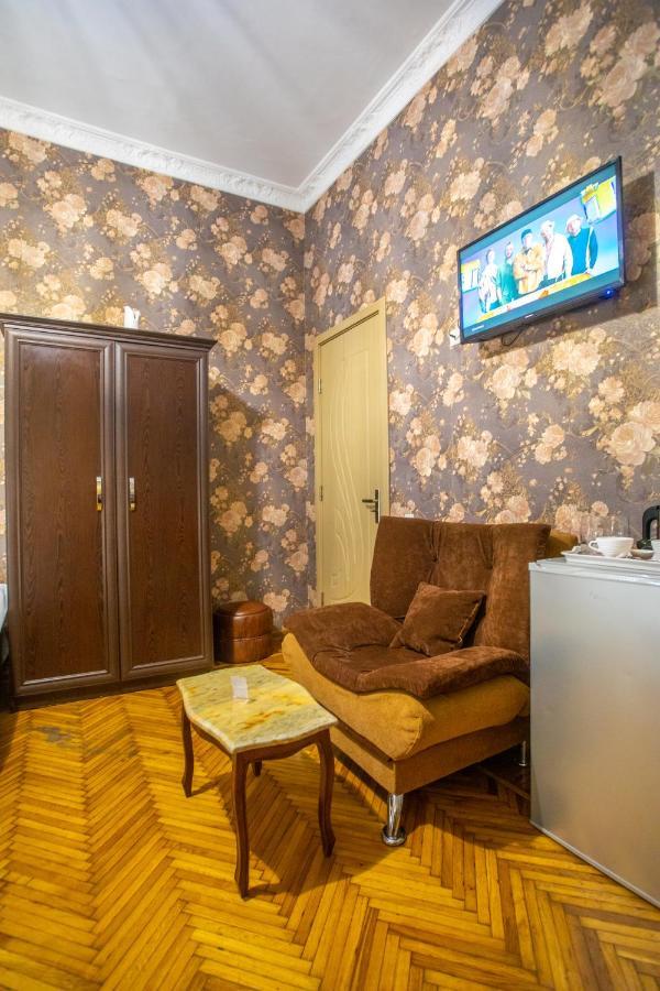 Hotel Mkudro Kutaisi Exteriör bild